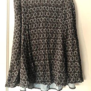 Ann Taylor Midi Skirt In Blue/Blk Chain Print (L)